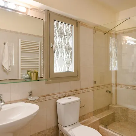 מלון Belle View - Sea View & Sunset 4*