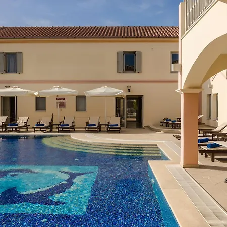 Belle View - Sea View & Sunset Hotel 4*