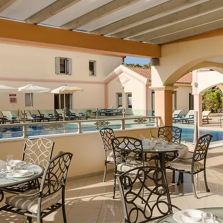 Belle View - Sea View & Sunset Hotel 4*