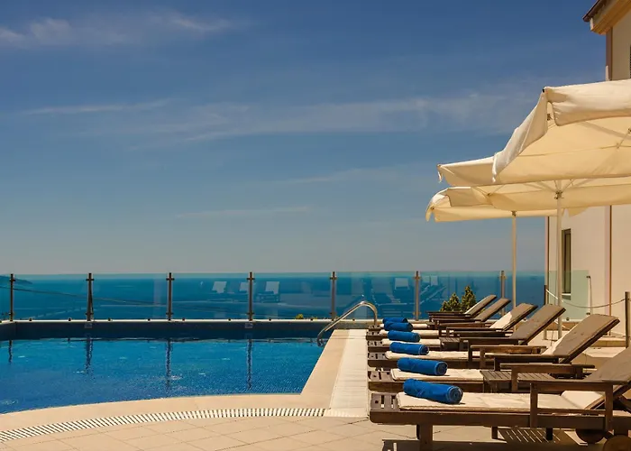 Belle View - Sea View & Sunset 4* Mánganos